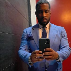 Meet your Posher, Robert